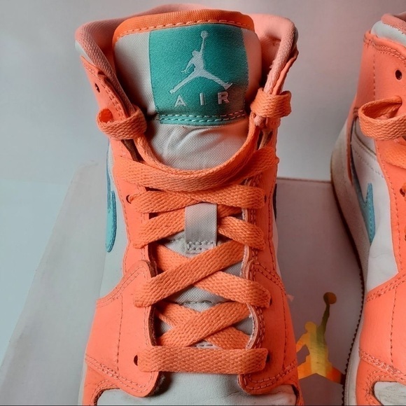 2018 Air Jordan 1 Mid GG ‘Crimson Pulse’ - Picture 8 of 9